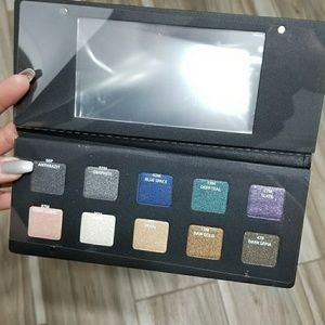 Natasha Demons eyeshadow palette 10